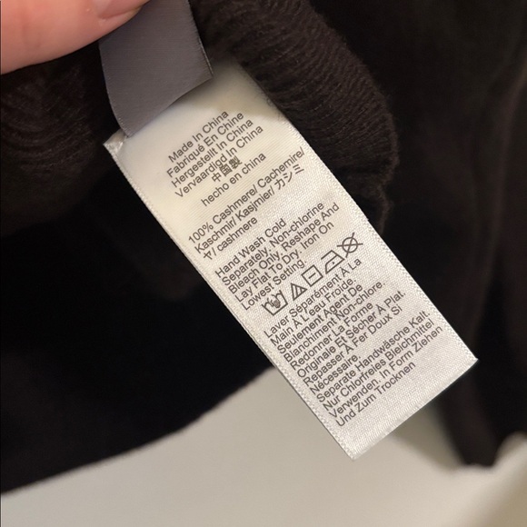 🦬 J. Crew Cashmere Shrunken V-Neck Sweater ~ Espresso - Picture 7 of 8